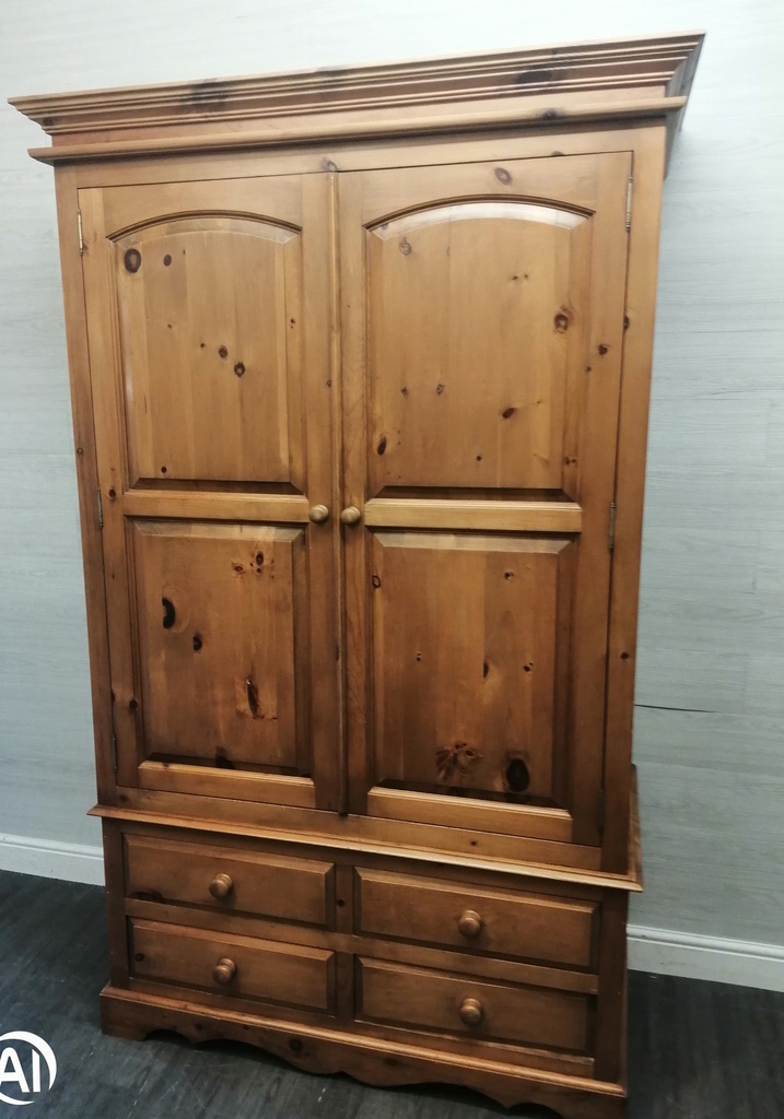 solid pine double wardrobe with drawers