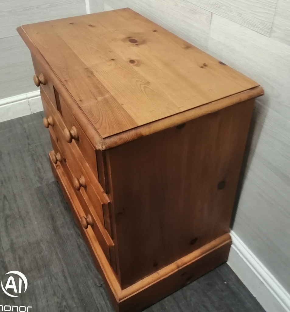 Quality solid pine neat  chest