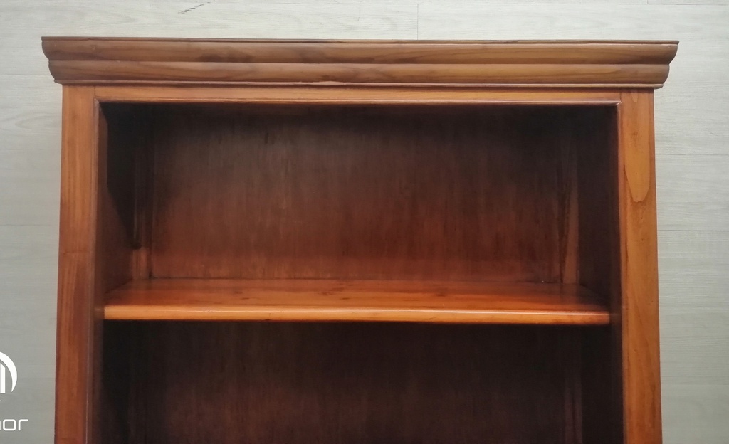 QUALITY DARK WOOD BOOKCASE