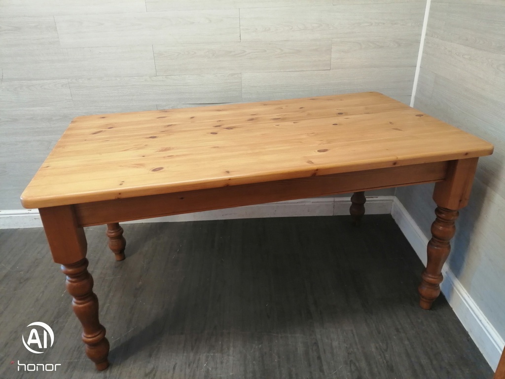 5FT SOLID PINE DINING TABLE