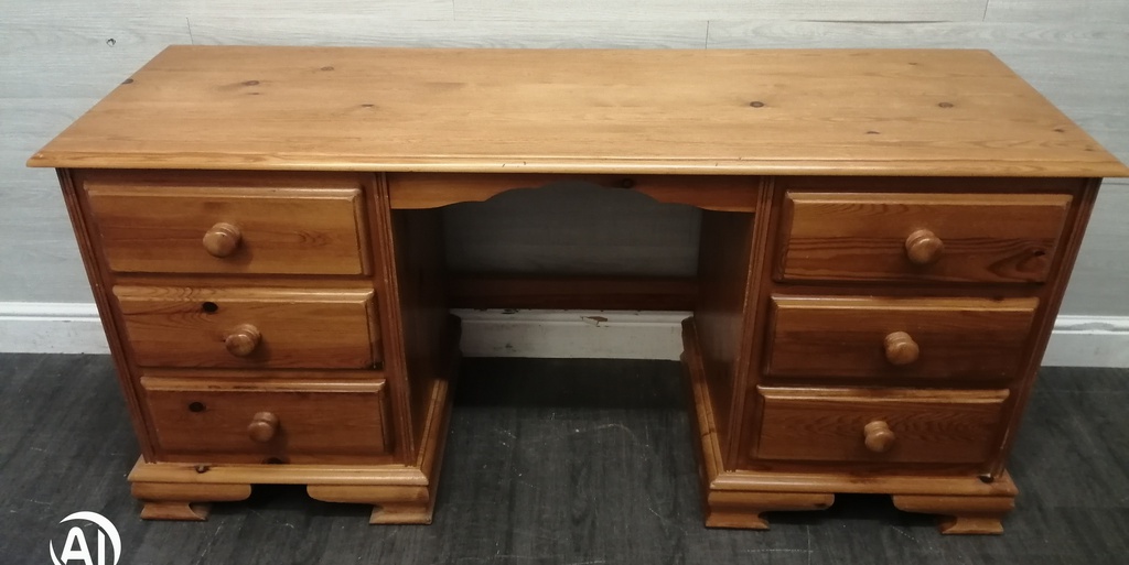 Pine Six Drawer Dressing Table / Desk