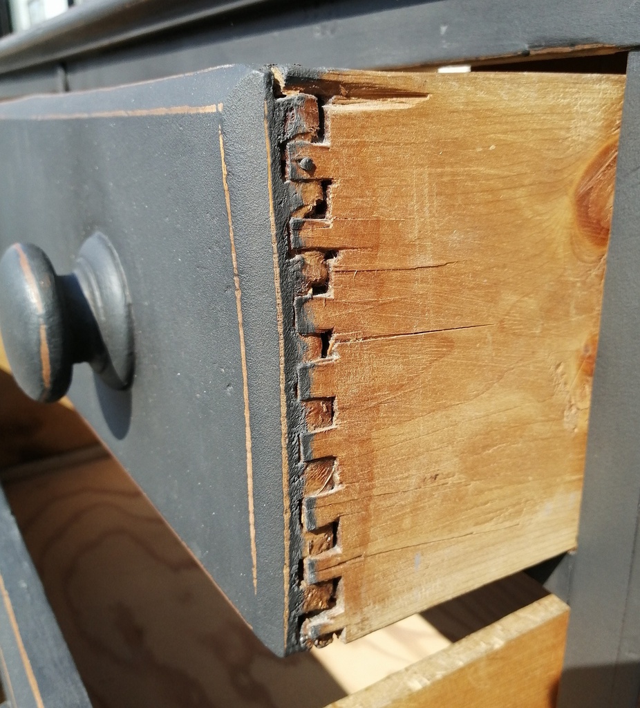 Old Pine 'Graphite' Sideboard