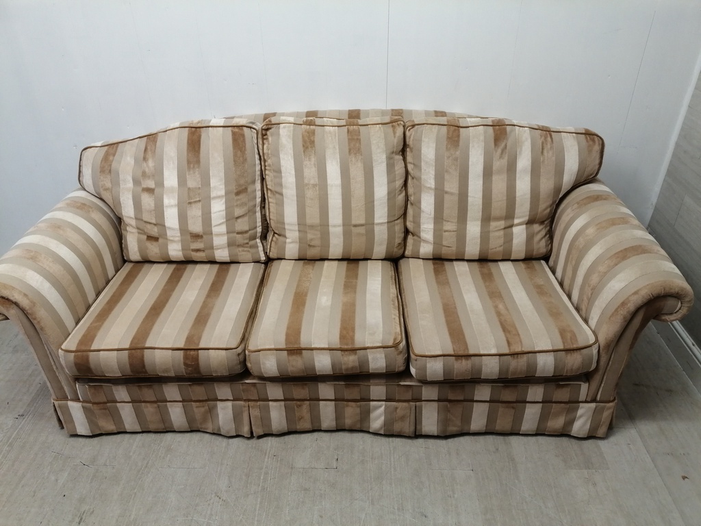 quality classic style three seater sofa