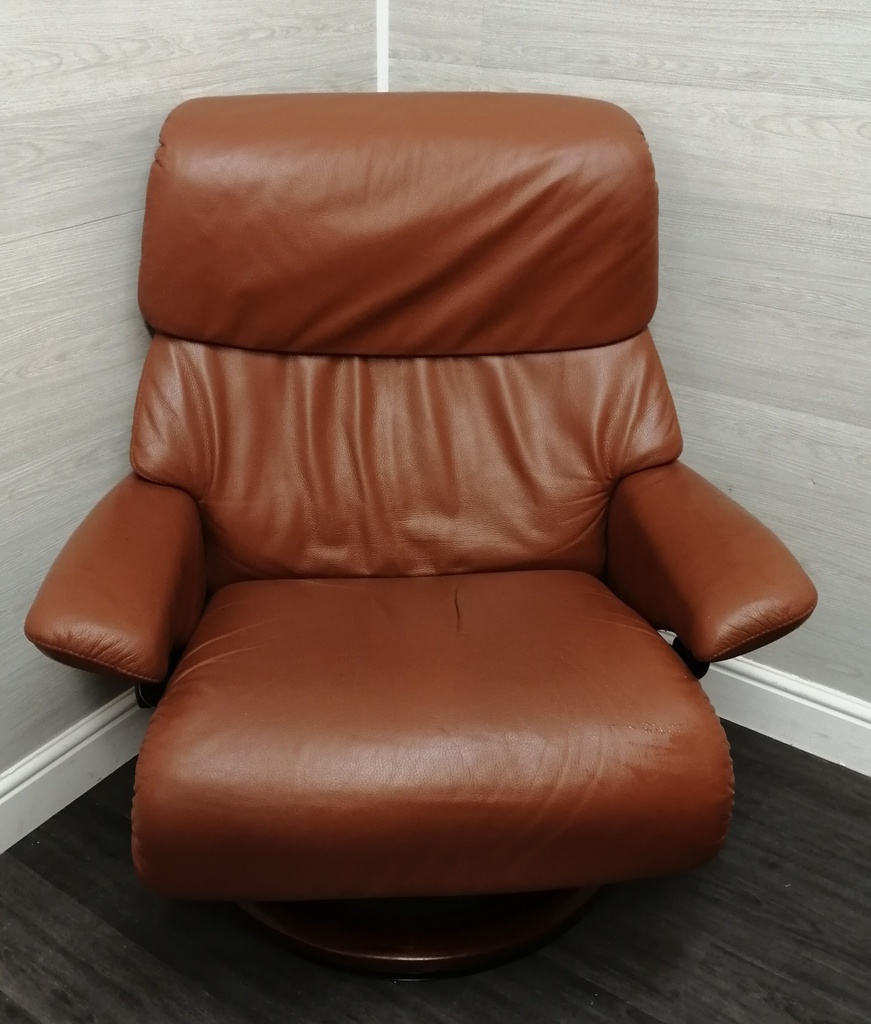 STRESSLESS dark tan Leather Recliner armChair