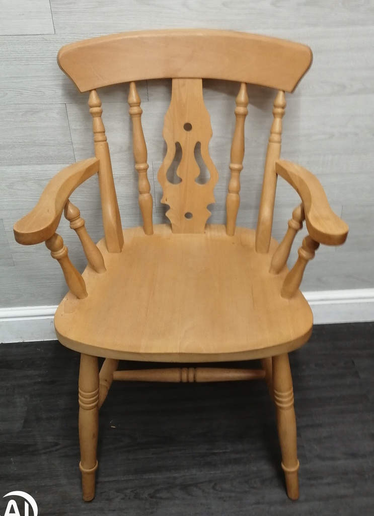 Fiddle Back Carver dining Chair