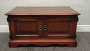 Quality Oak Old Charm tv stand