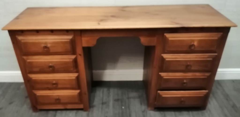 quality rustic pine dressing desk