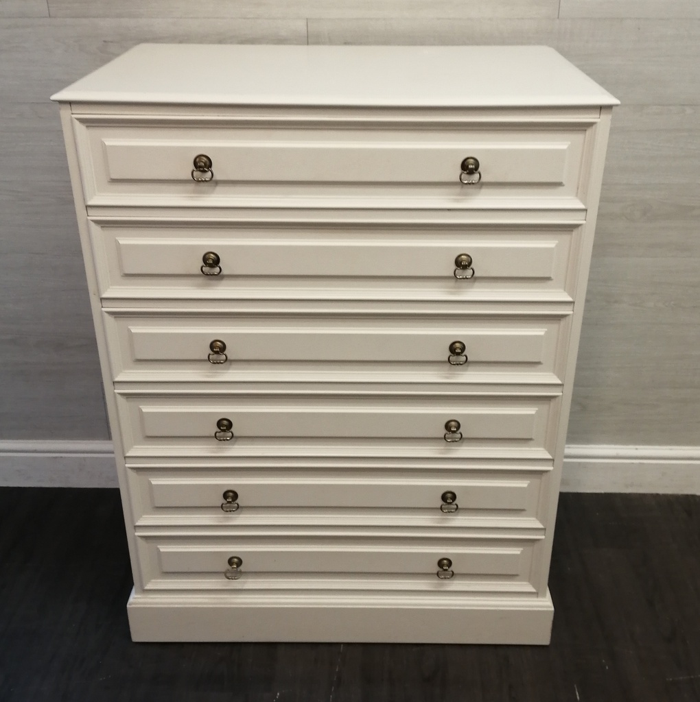 WHITE CHEST OF SIX DRAWERS