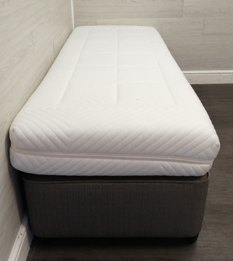 2ft 6&quot; small single divan base and mattress set