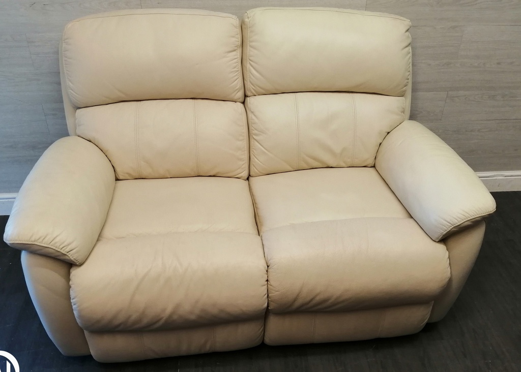 Lovely Cream Leather Two Seater  Recliner Sofa