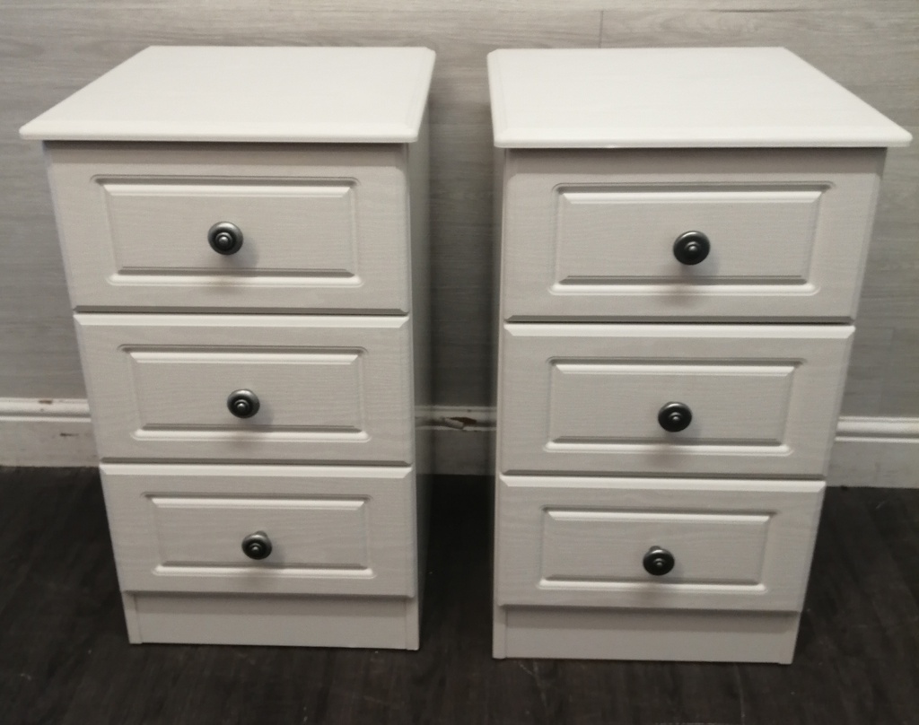 PAIR OF 3 DRAWER WHITE BEDSIDE CHESTS