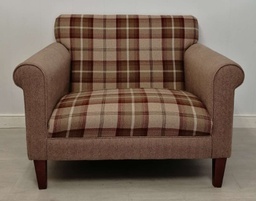 [HF16354] Large Tartan Cuddle Chair