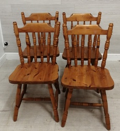 [HF14477] set of four honey pine dining chairs