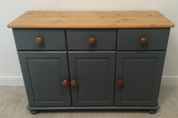 [HF15007] lovely grey painted pine sideboard