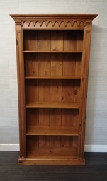 [HF15434] SOLID PINE TALL BOOKCASE