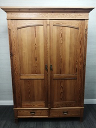 [HF15497] old pine double wardrobe