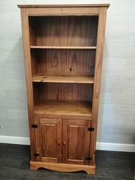 [HF15535] Mexican Pine cupboard Bookcase