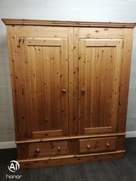 [HF16461] LARGE SOLID PINE DOUBLE WARDROBE WITH DRAWERS