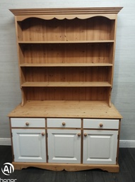 [HF16497] solid part painted pine dresser