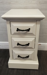[HF16972] Cream three drawer bedside