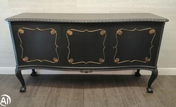[HF16976] Lovely painted  sideboard
