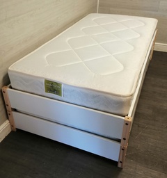 [HF17047] Great pair of stacker beds with two mattresses