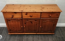 [HF17067] Triple pine sideboard