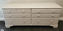 [HF17088] Painted Ducal eight drawer chest